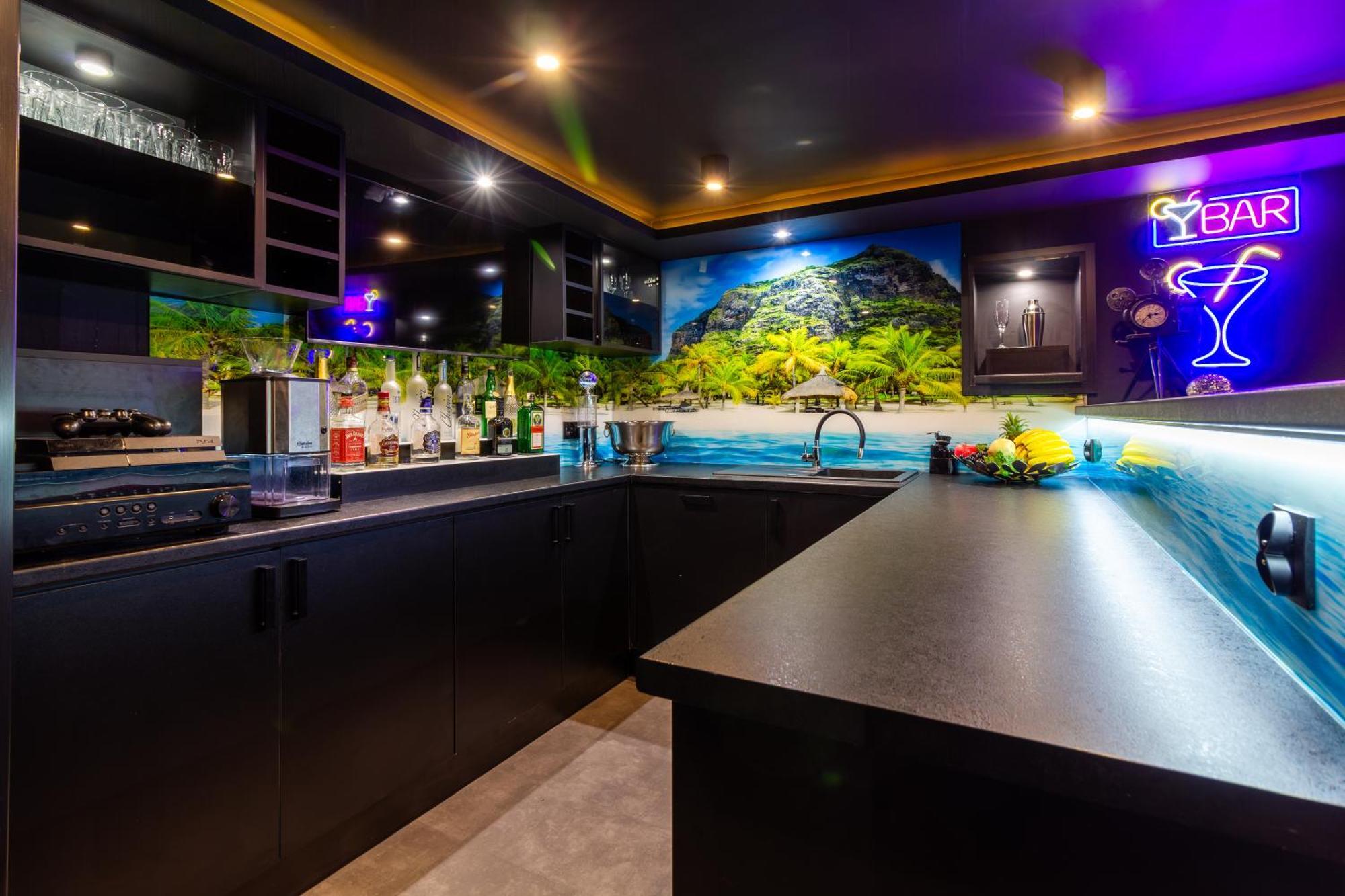 Villa Housecube, Bar , Prywatne Kino, Bilard , Luxus Breslau Exterior foto